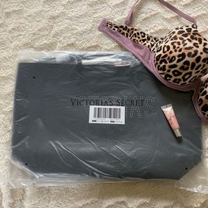 New Victoria’s Secret Large Tote, Black